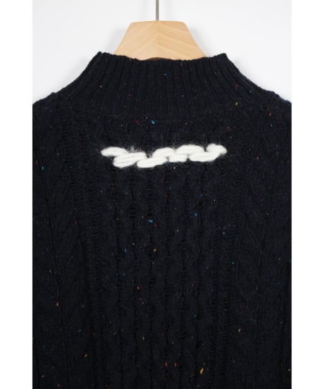 kn-01N / navy sweater