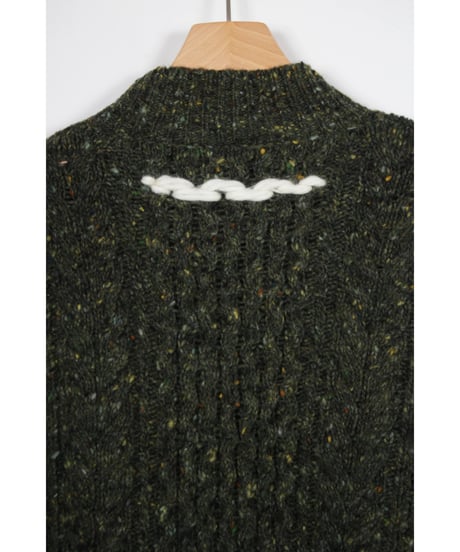 kn-01G / green sweater