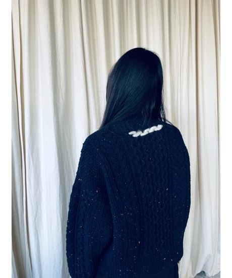 kn-01N / navy sweater