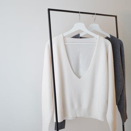 deep v neck wool knit