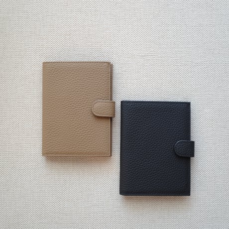 【9/24~再受注予約】 leather passport case