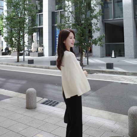 Cape wool knit
