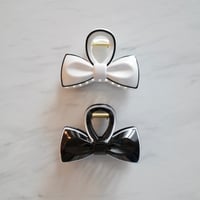bicolor ribbon hair clip