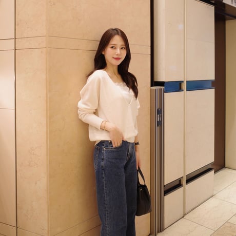 deep v neck wool knit