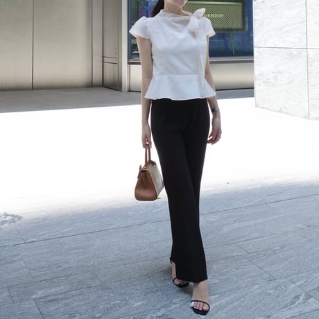 【9/17再入荷】side ribbon peplum blouse