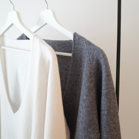 deep v neck wool knit