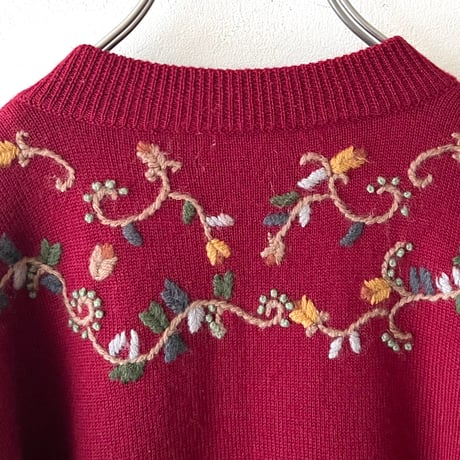 70-80's Embroidery Flower Pattern Knit Cardigan