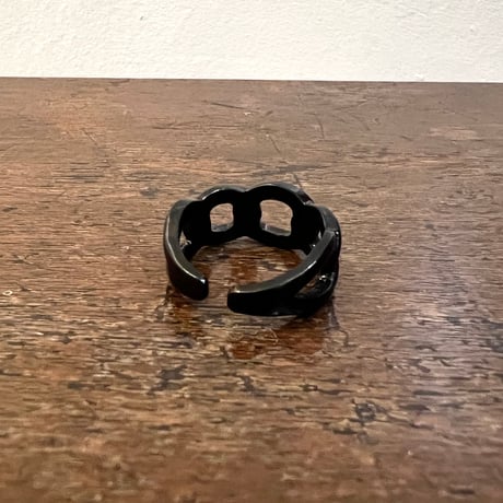 Black Chain Design Ring
