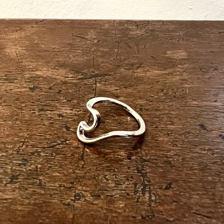 Wave Design Ring