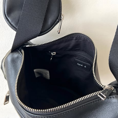 agne's b. VOYAGE レザーショルダーBag