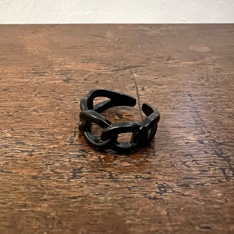 Black Chain Design Ring