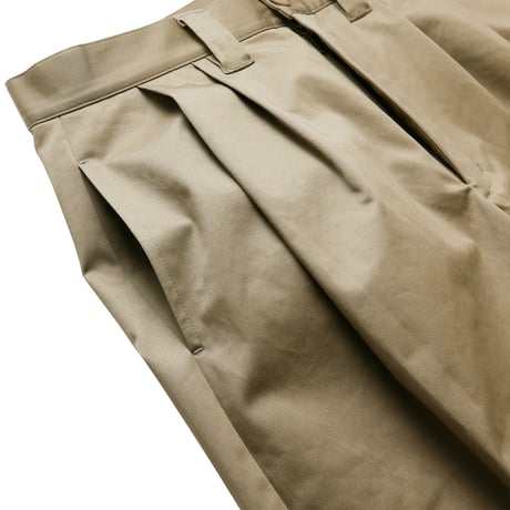 WHIMSY PLEATED CHINO - BEIGE