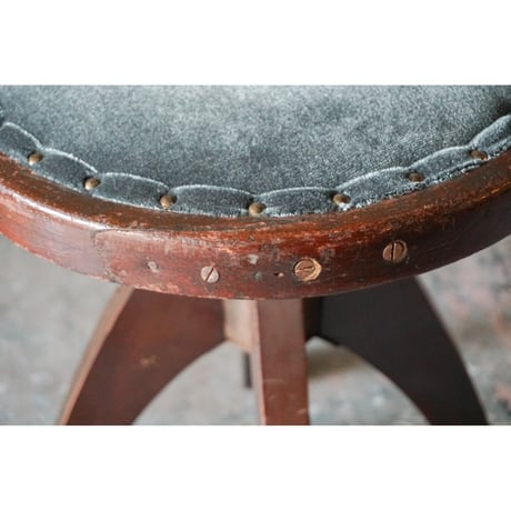 回転スツール　Stool