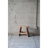 台　Wooden stand