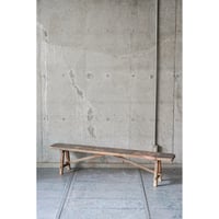 ベンチ