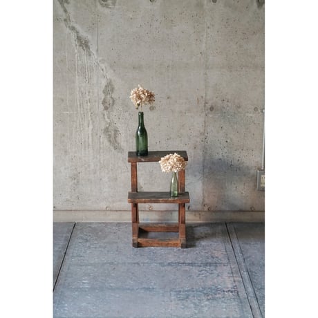 踏み台　Step stool
