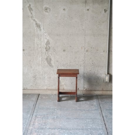 オルガンスツール　Stool