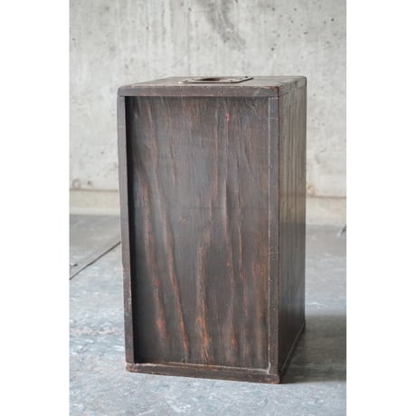 小引き出し　Drawer