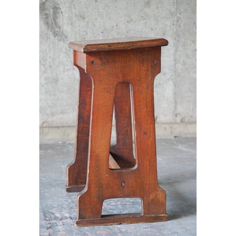 オルガンスツール　Stool