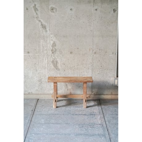 ベンチ　Bench