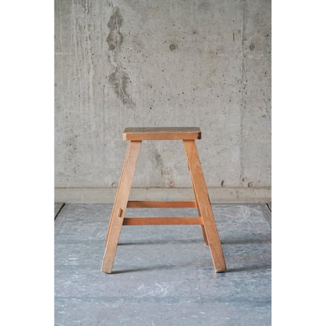 台　Wooden stand