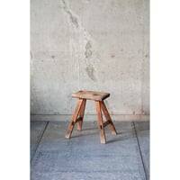 鞍掛　Wooden stand
