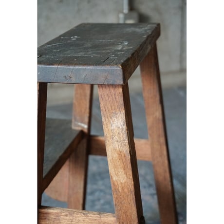 踏み台　Step stool