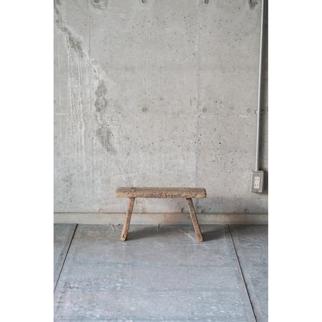 台　Wooden stand