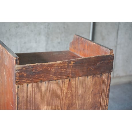 収納棚　Wooden shelf