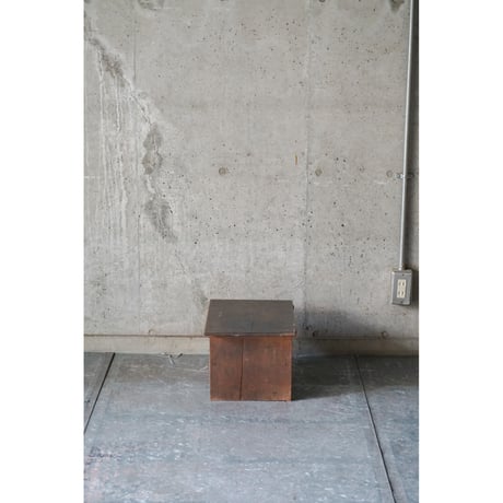 収納台　Wooden stand