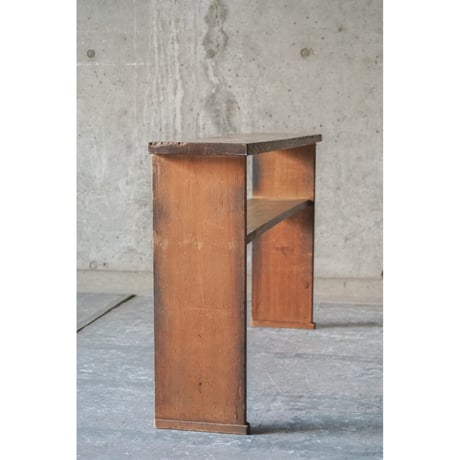 棚　Wooden shelf