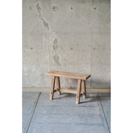 ベンチ　Bench