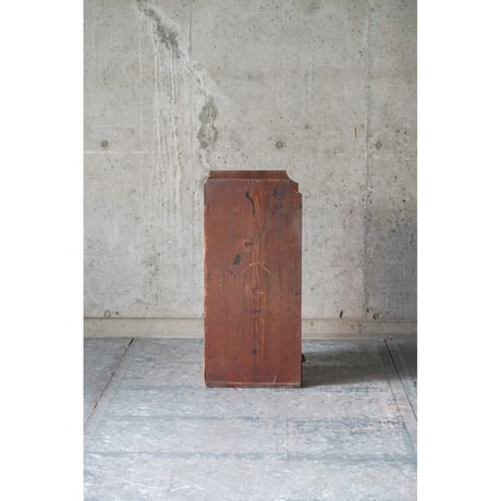 収納棚　Wooden shelf