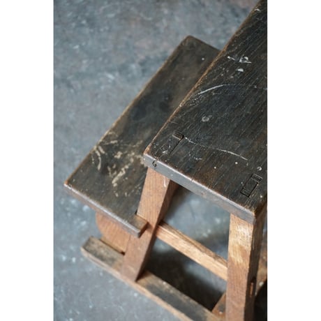 踏み台　Step stool