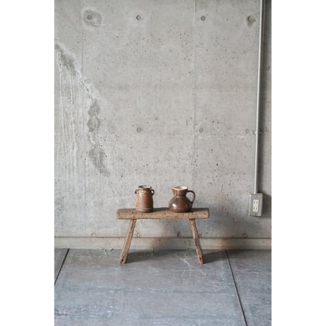 台　Wooden stand