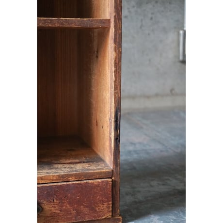 収納棚　Wooden shelf