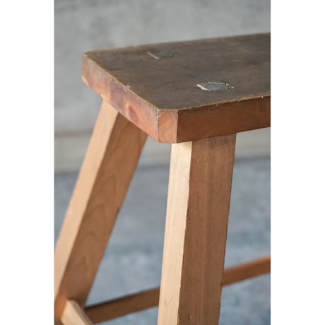 台　Wooden stand
