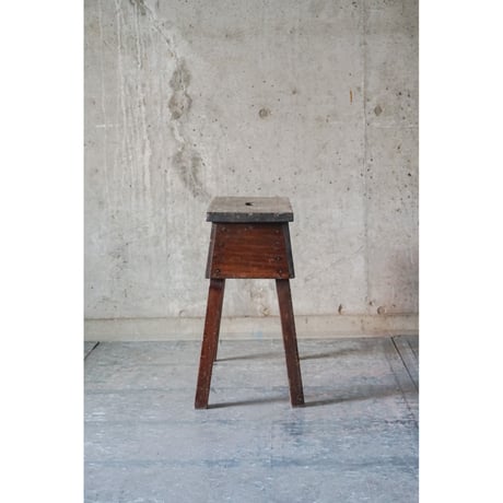 スツール　Stool