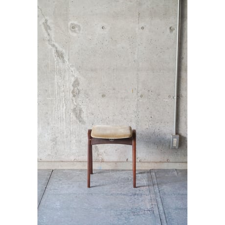 秋田木工 スタッキングスツール　Stool