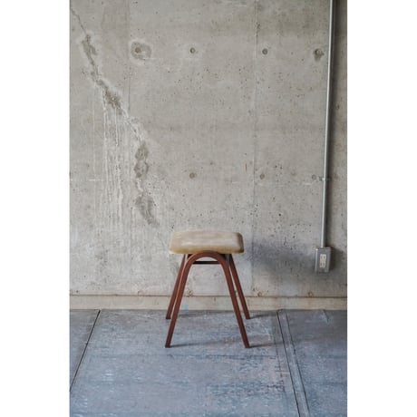 秋田木工 スタッキングスツール　Stool