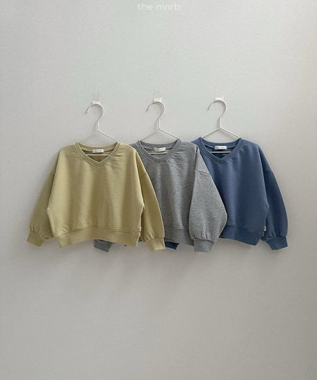 予約minirobe Low V-neck man to man tee