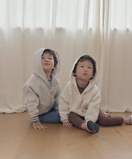 予約 The beige Bear jumper