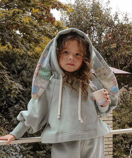 予約 FLO Bunnies hooded Tee