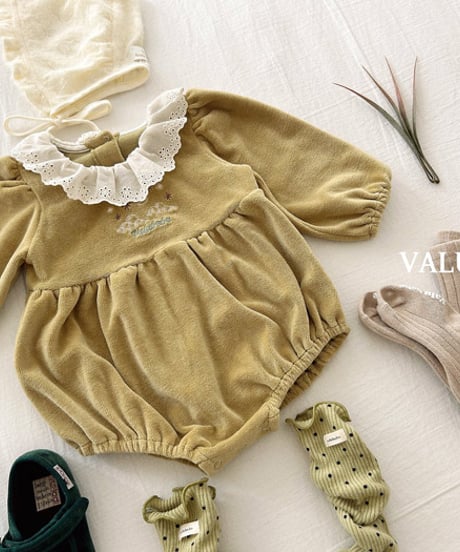 予約 valubebe Embroidered veloa suit
