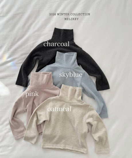 予約 melikey Cozy Mock-Neck Tee