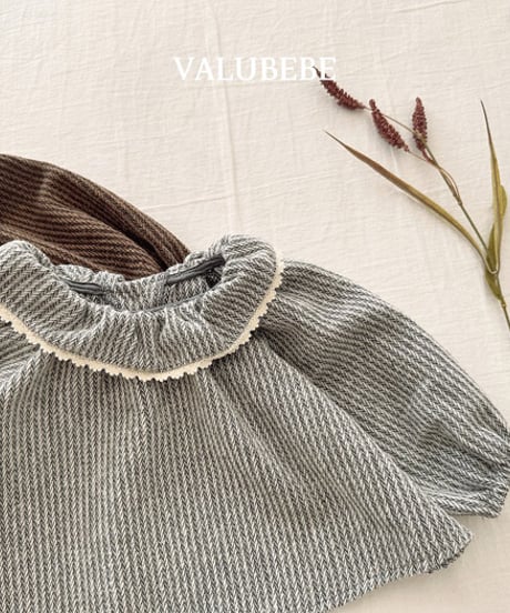 予約 valubebe Herringbone frill blouse