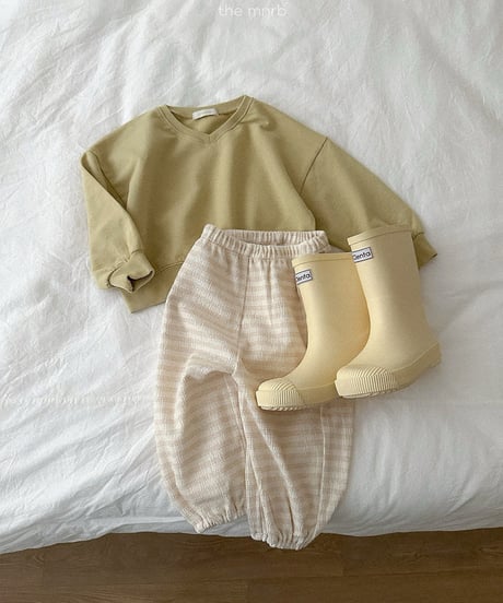 予約minirobe Low V-neck man to man tee