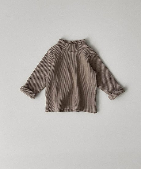 予約 ONU Ribbed Mock-Neck Tee