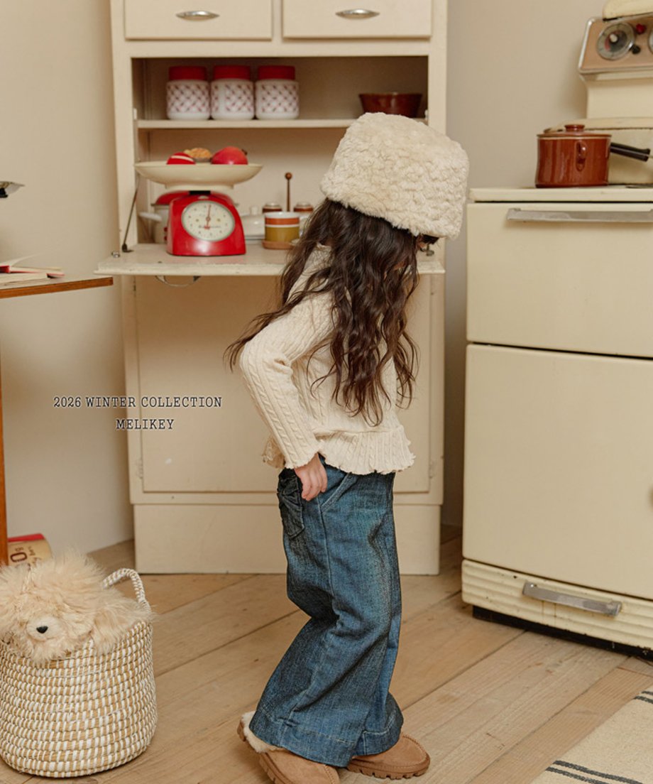 6ae00dc33a38afb504160a3a