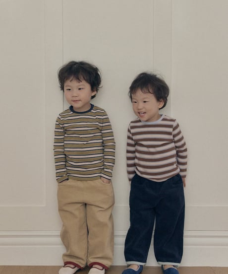 予約 The beige Multi striped tee